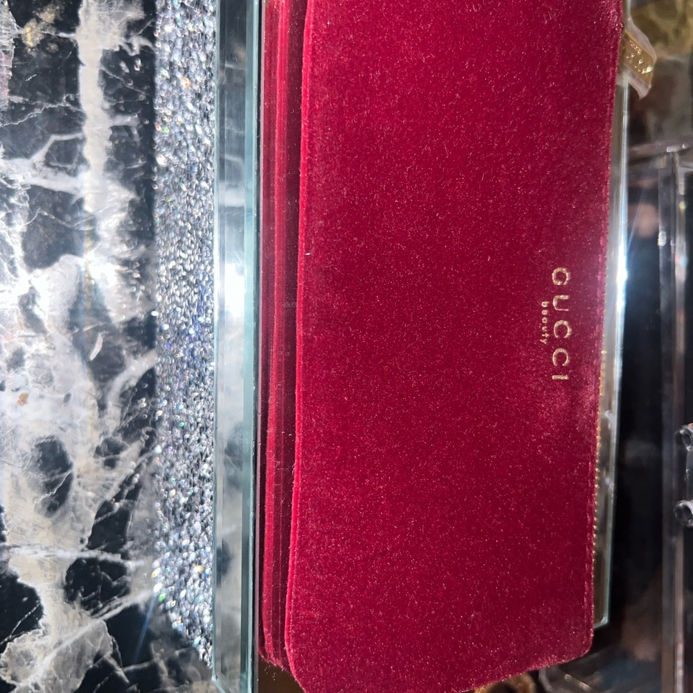 Gucci beauty pouch